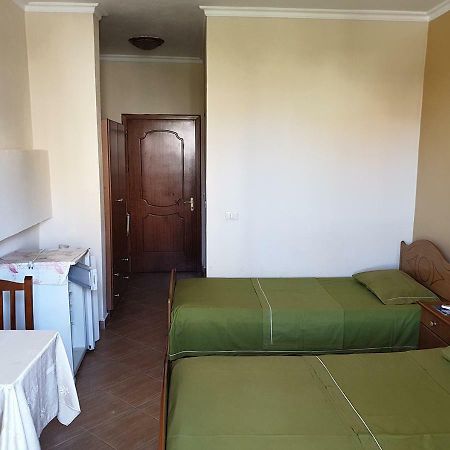 Hotel Palma Durres Ngoại thất bức ảnh