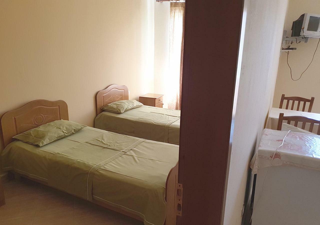 Hotel Palma Durres Ngoại thất bức ảnh