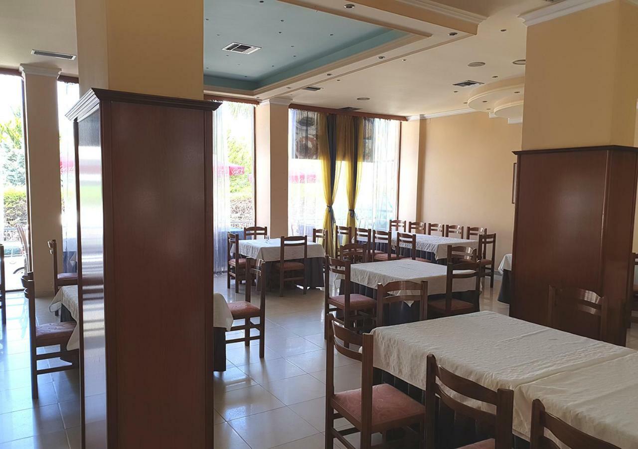 Hotel Palma Durres Ngoại thất bức ảnh